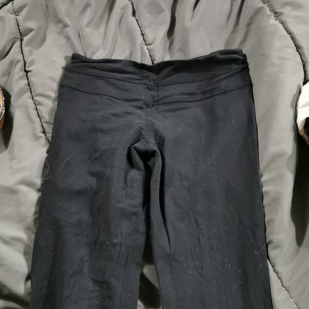 Lululemon yoga pants